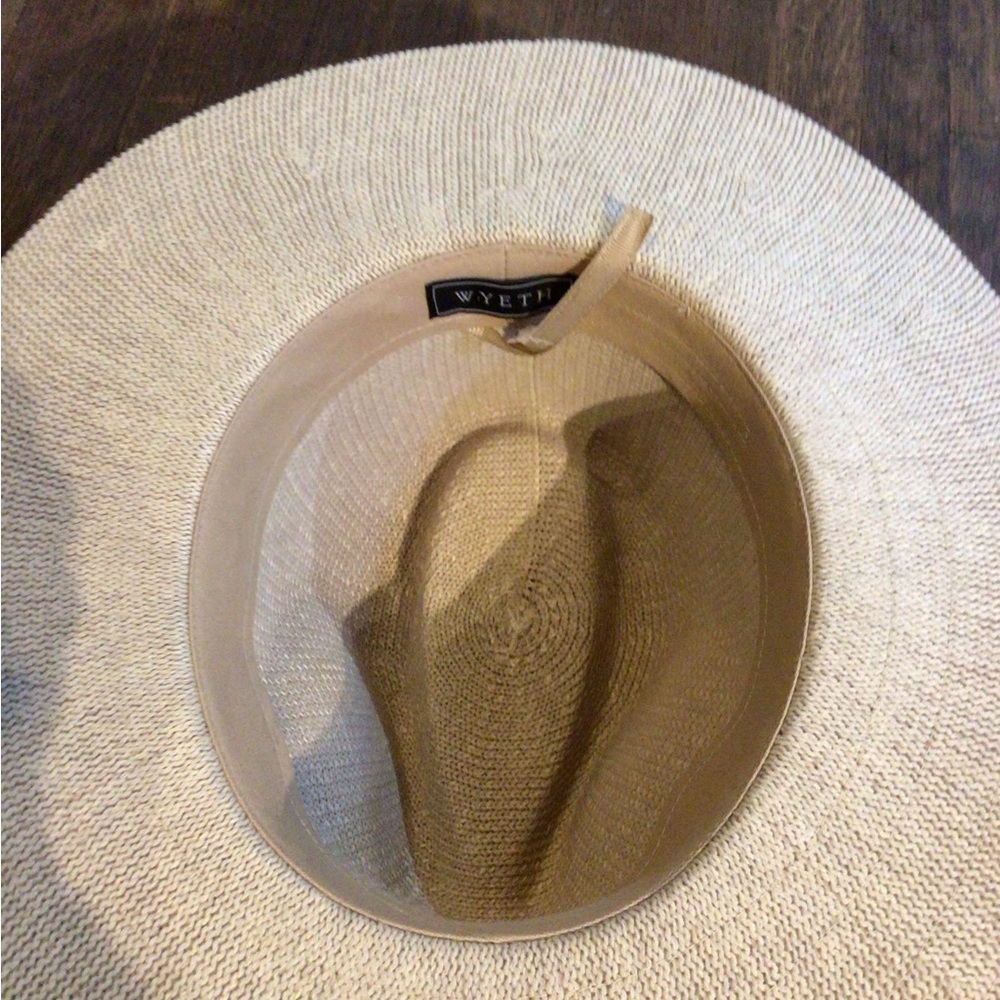 NEW! Rare Wyeth woven feather  rancher - Picture 4 of 4